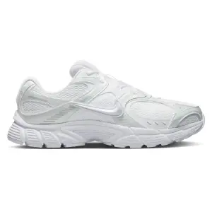 Nike HJ5228 V5 RNR Spor Ayakkabı Beyaz - Nike