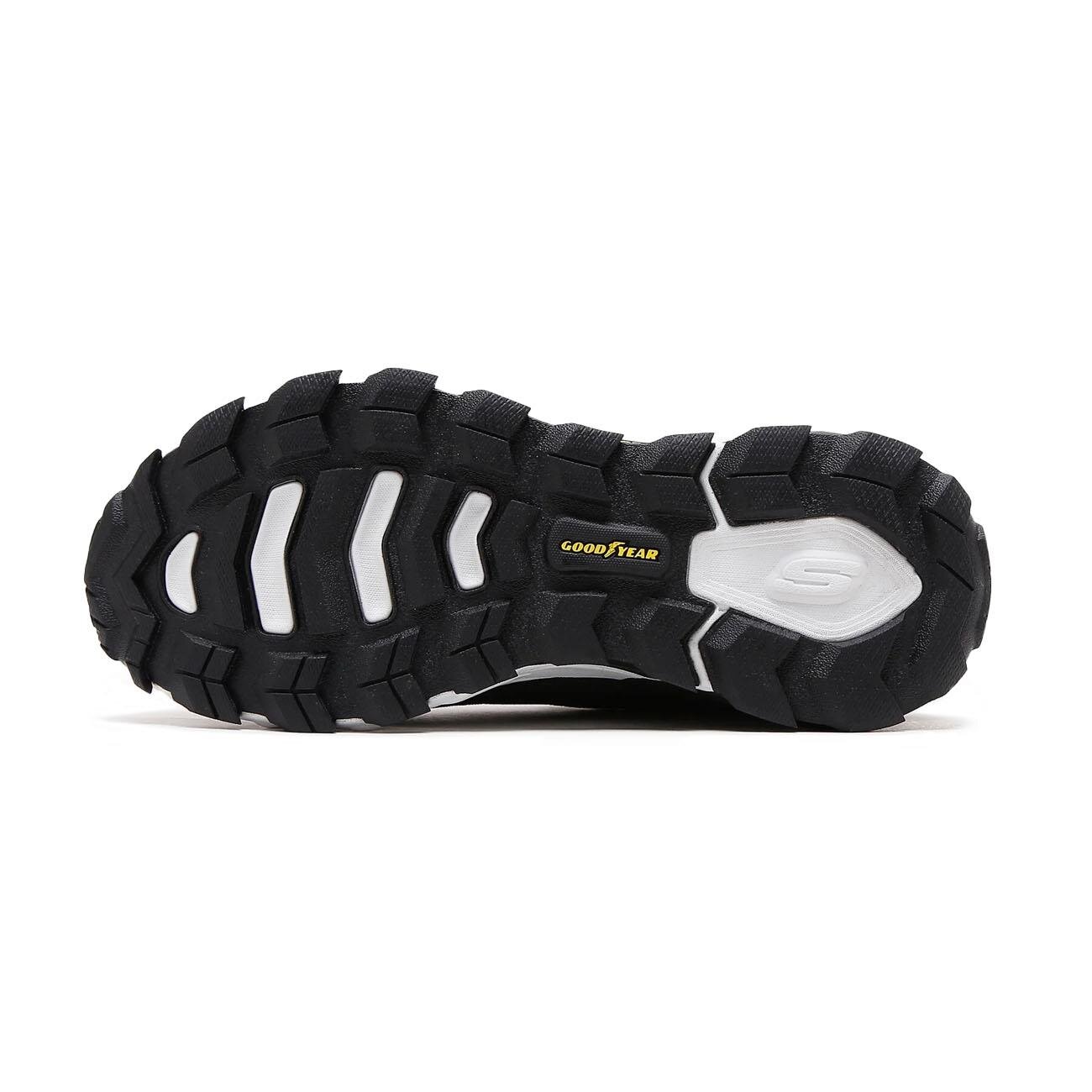 Skechers 237303 Max Protect Spor Ayakkabı Siyah-Beyaz - 4